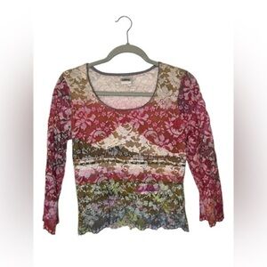 Crown Love Lace Red and Pink Ribbed 3/4 Sleeve Blouse